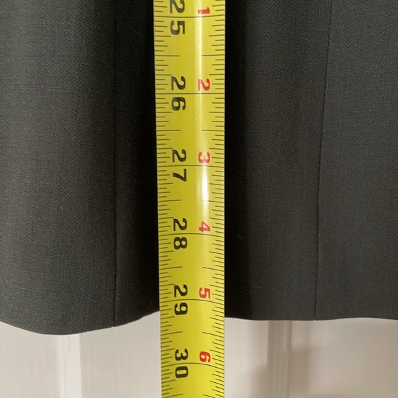 Vintage 90s Calvin Klein 100% wool blazer made in USA. Size 2 - Picture 13 of 15